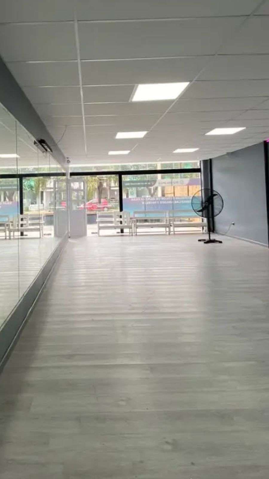 Cieloraso liso casi nuevo durlok