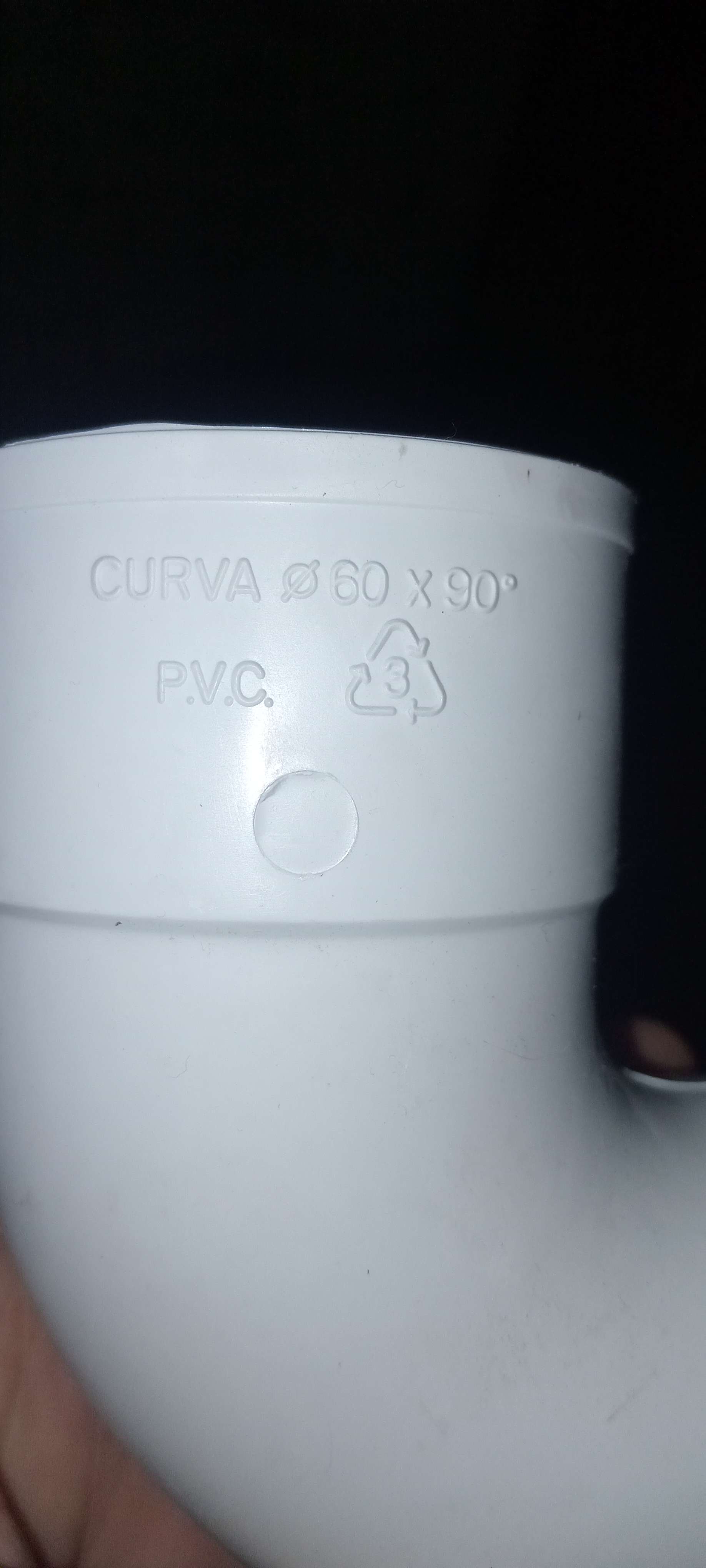 1 caja de curvas 60x40 (45 un.)  1 bolsa curva 100x90 y otra de 100x87  (24 un. cada una)