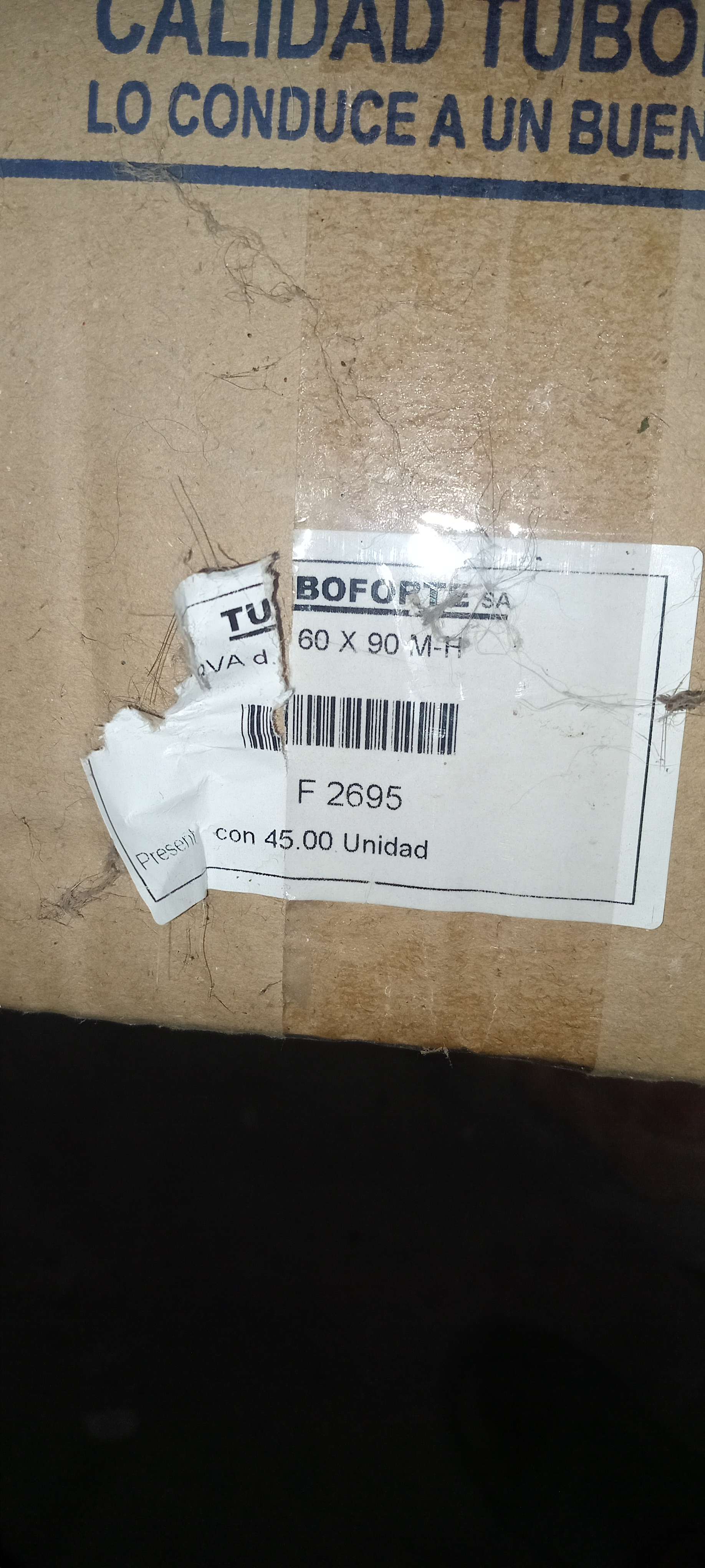 1 caja de curvas 60x40 (45 un.)  1 bolsa curva 100x90 y otra de 100x87  (24 un. cada una)