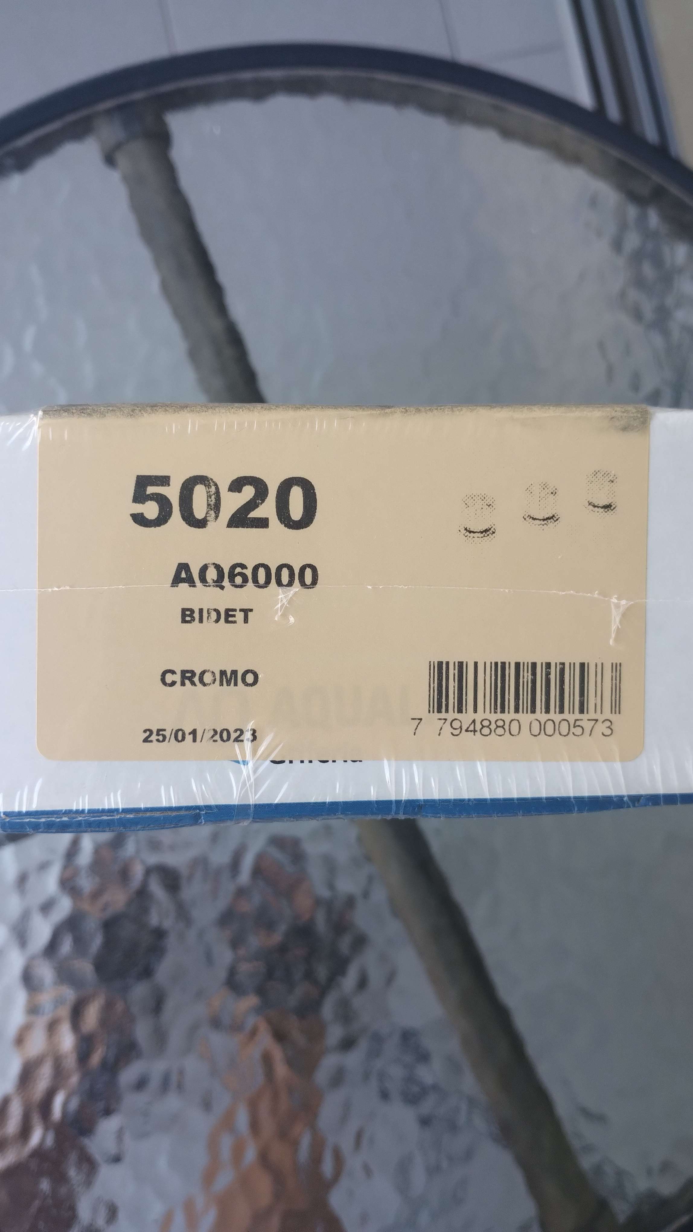 Nuevas en su caja 