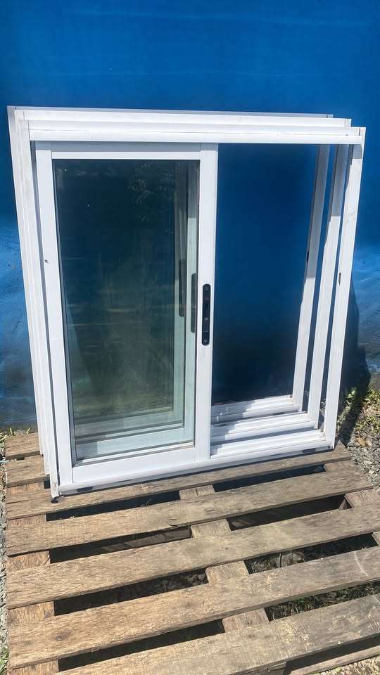 OPORTUNIDAD !! LIQUIDO ABERTURAS DE ALUMINIO LINEA MODENA ALTA PRESTACION