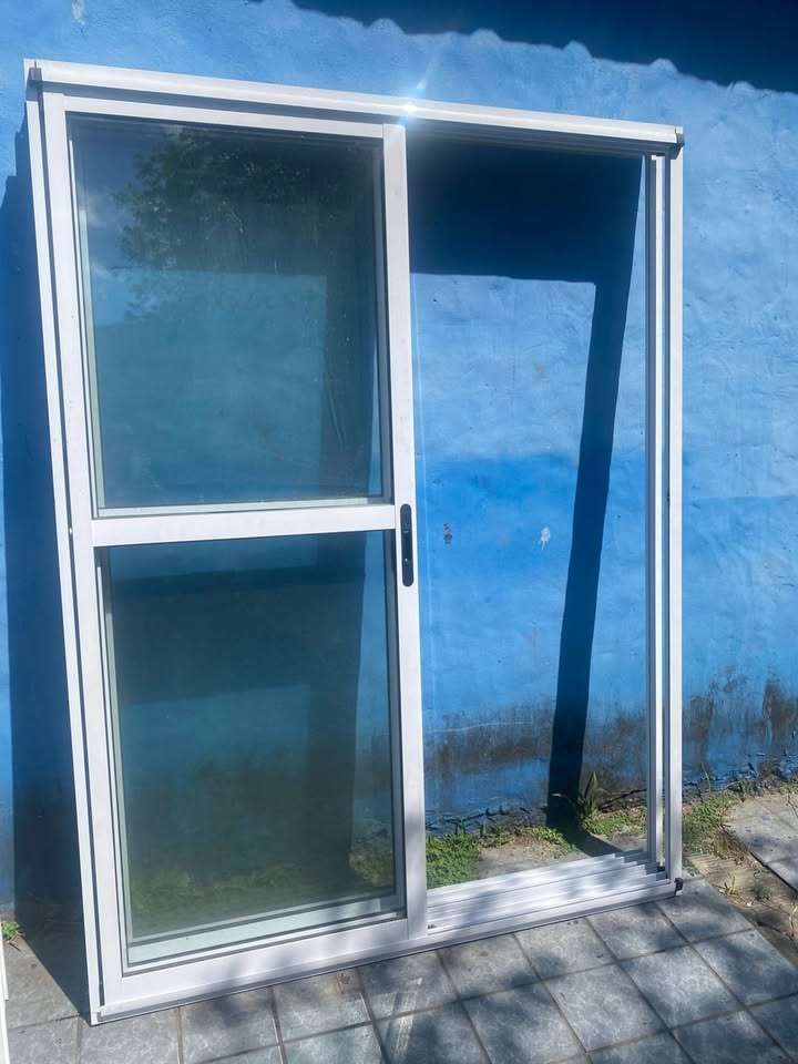 OPORTUNIDAD !! LIQUIDO ABERTURAS DE ALUMINIO LINEA MODENA ALTA PRESTACION
