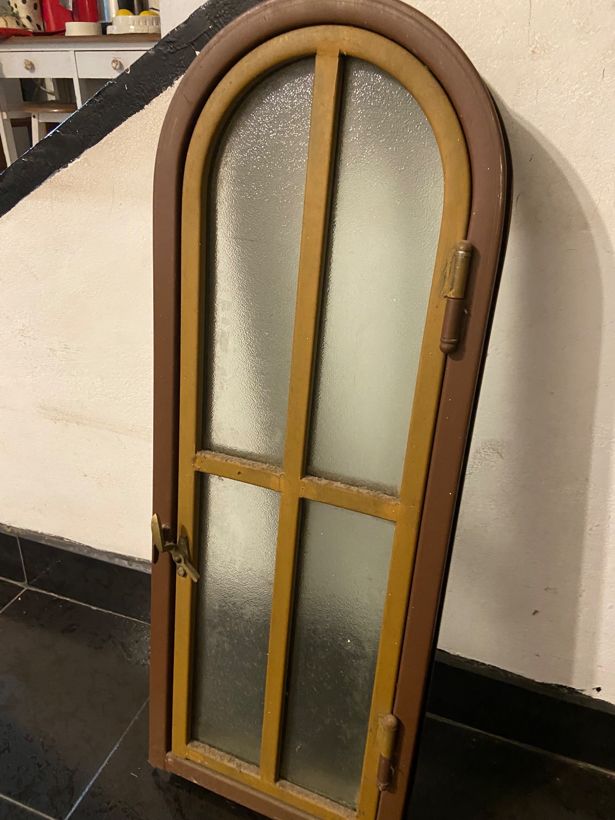 Ventanas antiguas en excelentes condiciones! Sin picaduras de óxido y con vidrios originales.