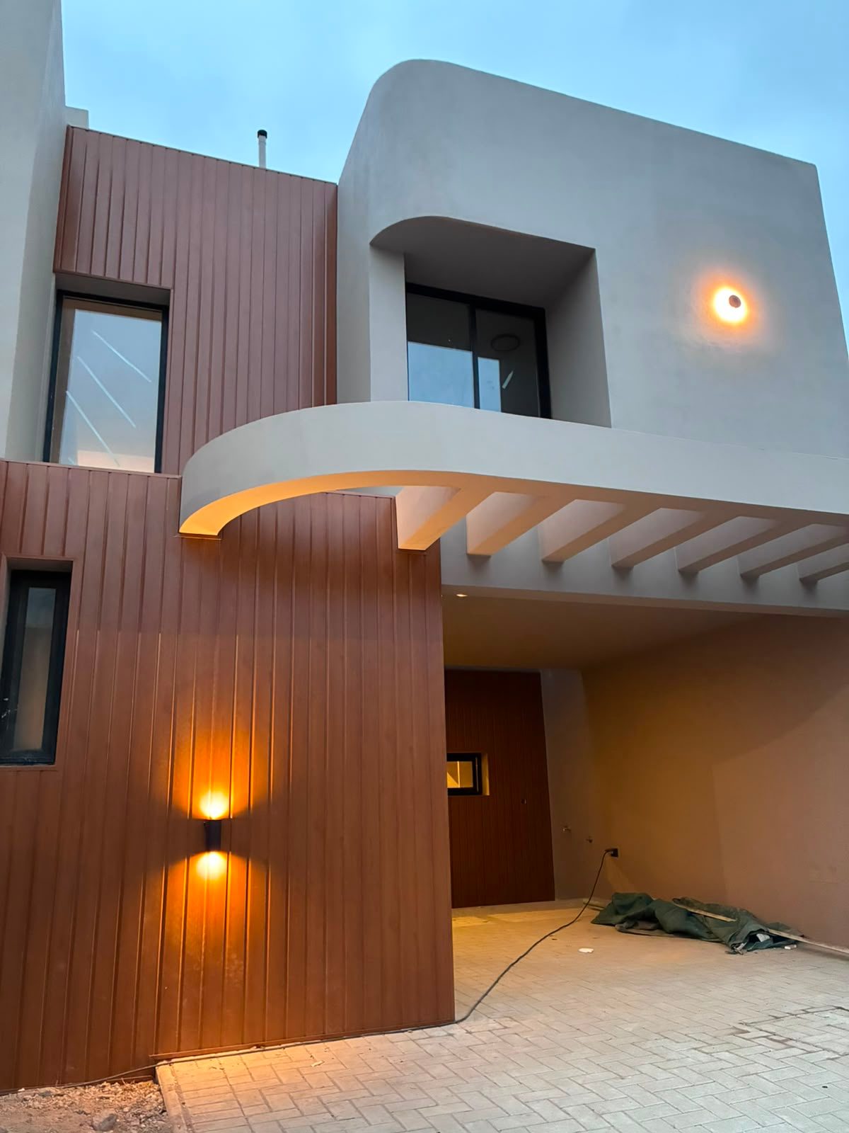 revestimiento para exterior simil madera caja cerrada mas muchos sobrantes!