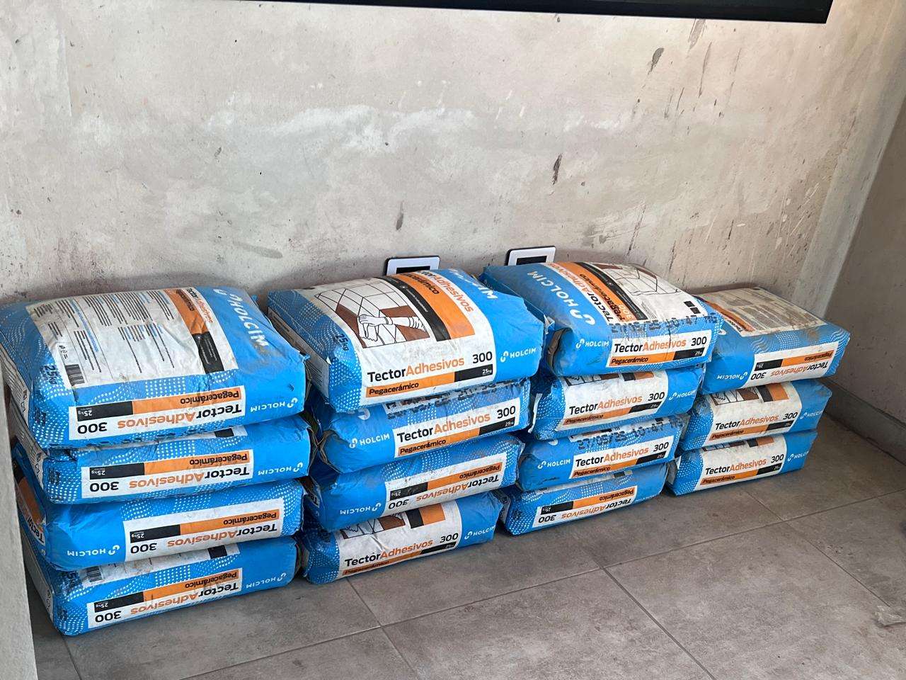 Pegamento para Ceramico Holcim Tector