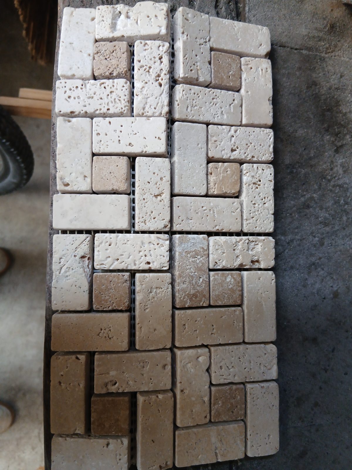 GUARDAS DE TRAVERTINO