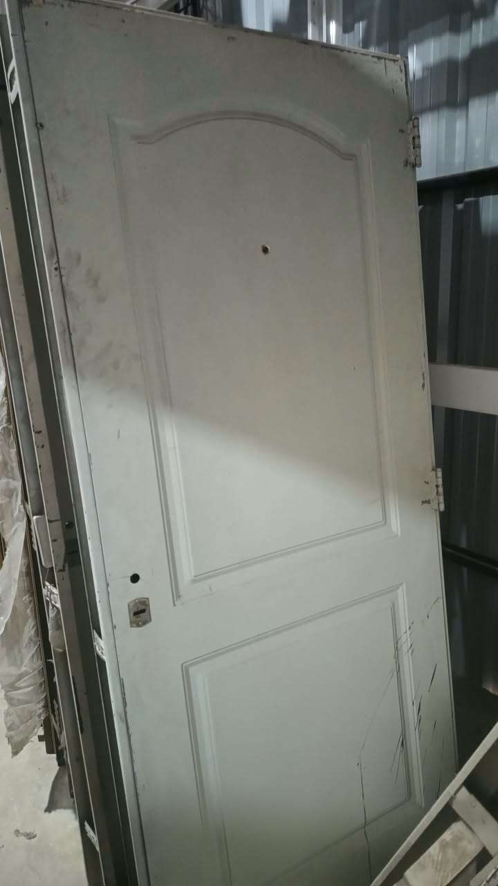 puerta de chapa doblee inyectada ciega