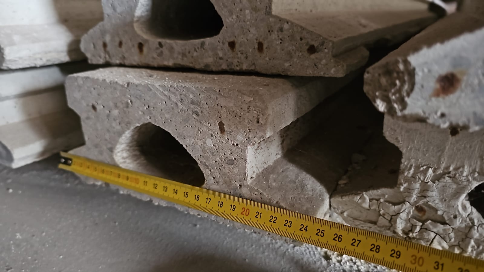 HIERRO CONSTRUCCION 16 Y 20MM RECORTES DE 4 A 6 MTS