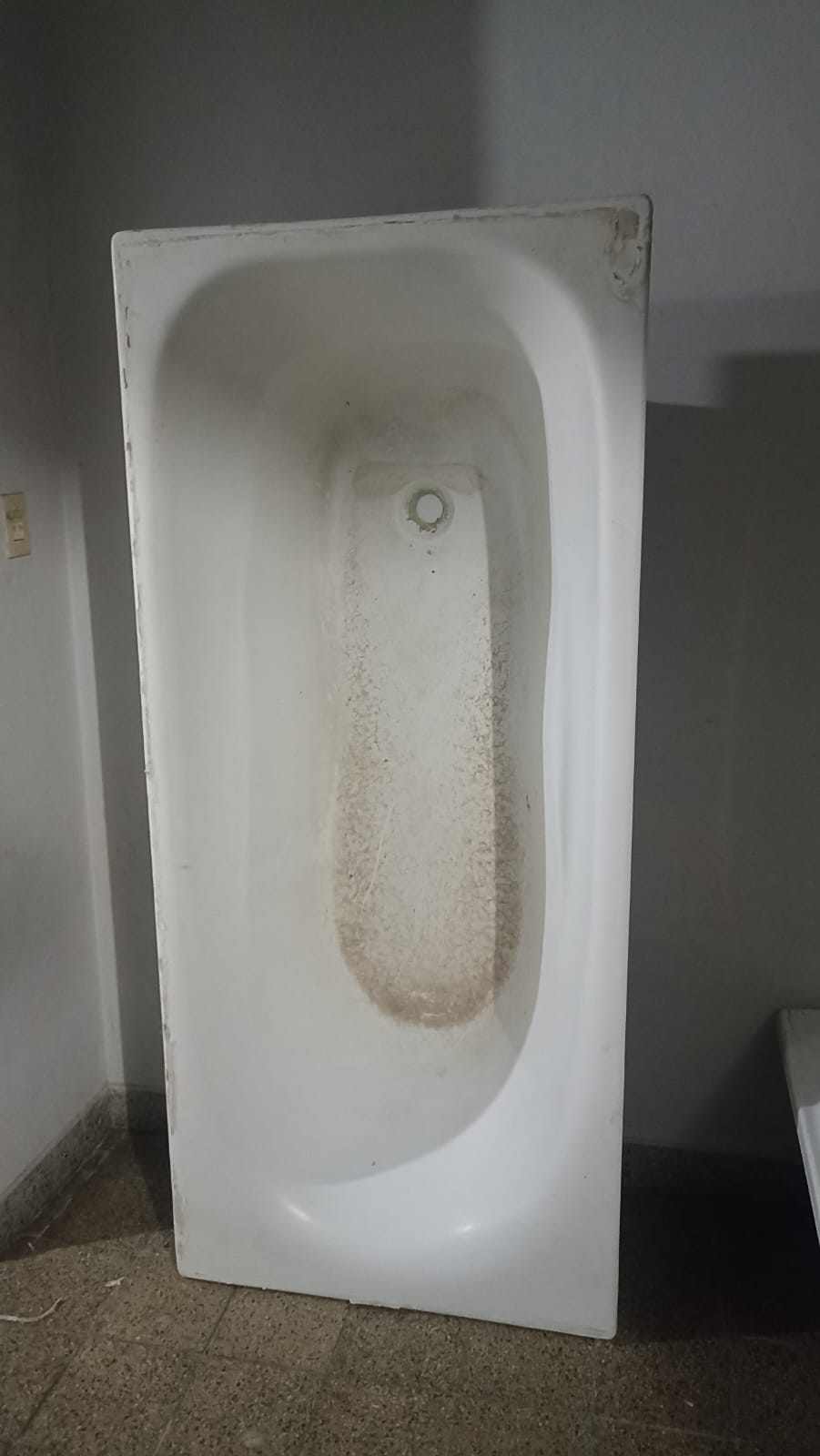 Bañera de 1.70 x 0.75 mts en perfecto estado
