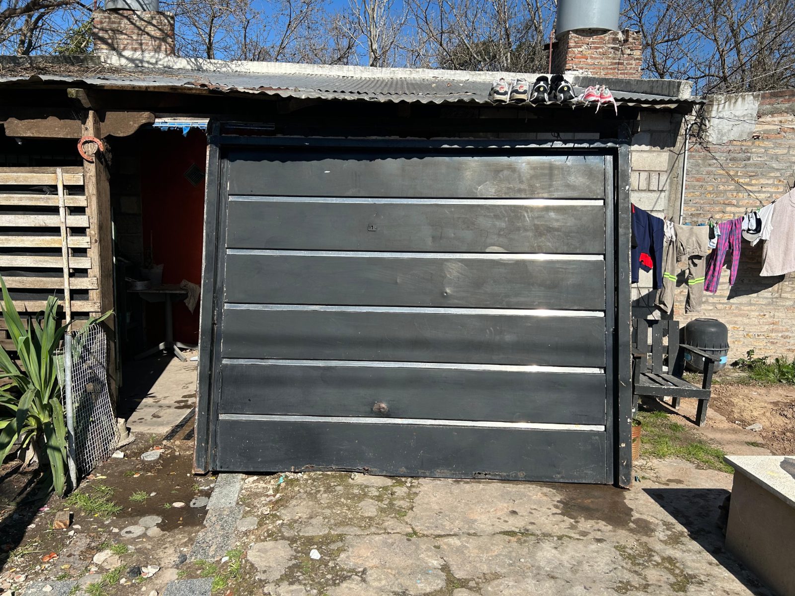 250 x 205