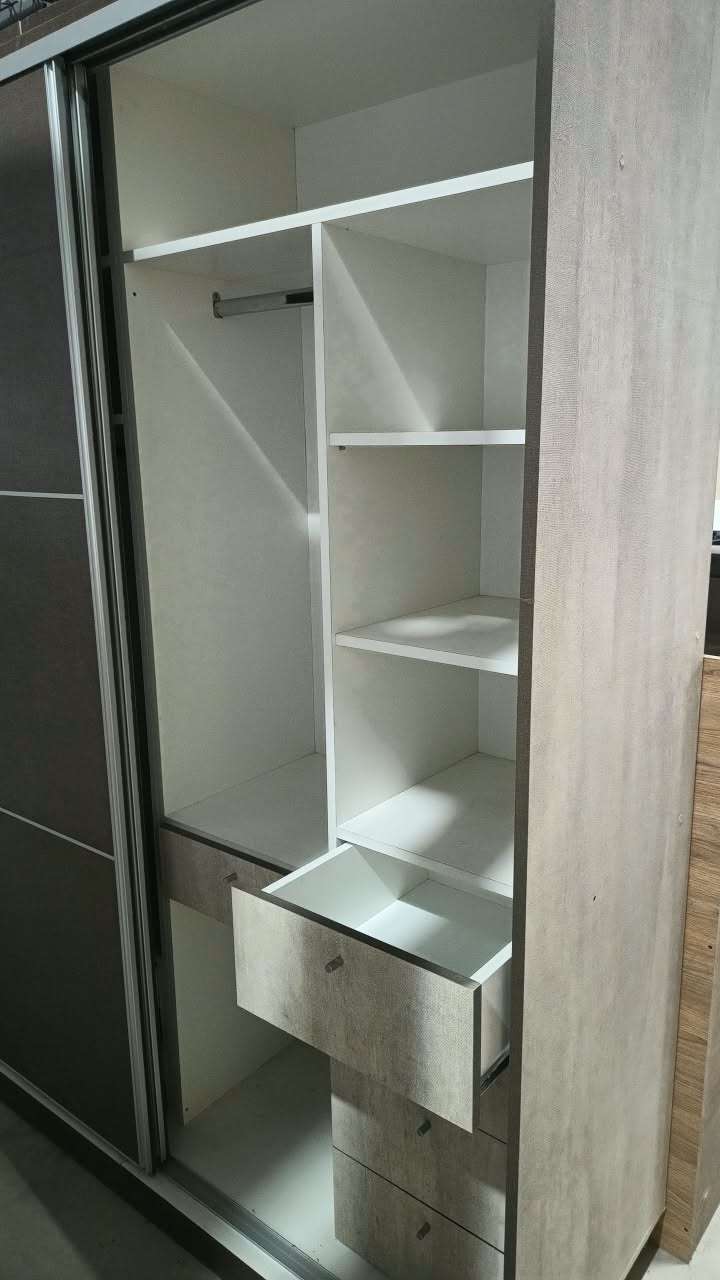 Placard 2 puertas 1.80x2.00mts gris