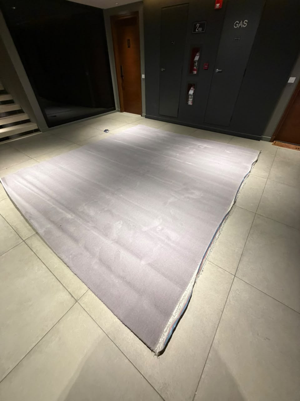 ALFOMBRA GRIS de3.55mtsx3.00mts