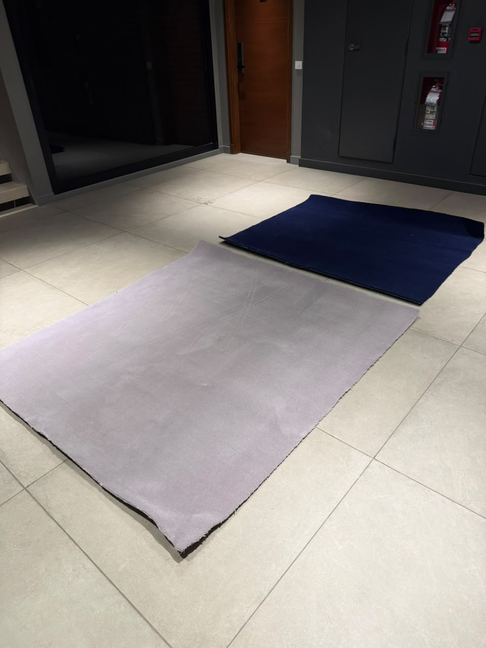 Alfombra Gris de 1.80mtsx1.60mts
