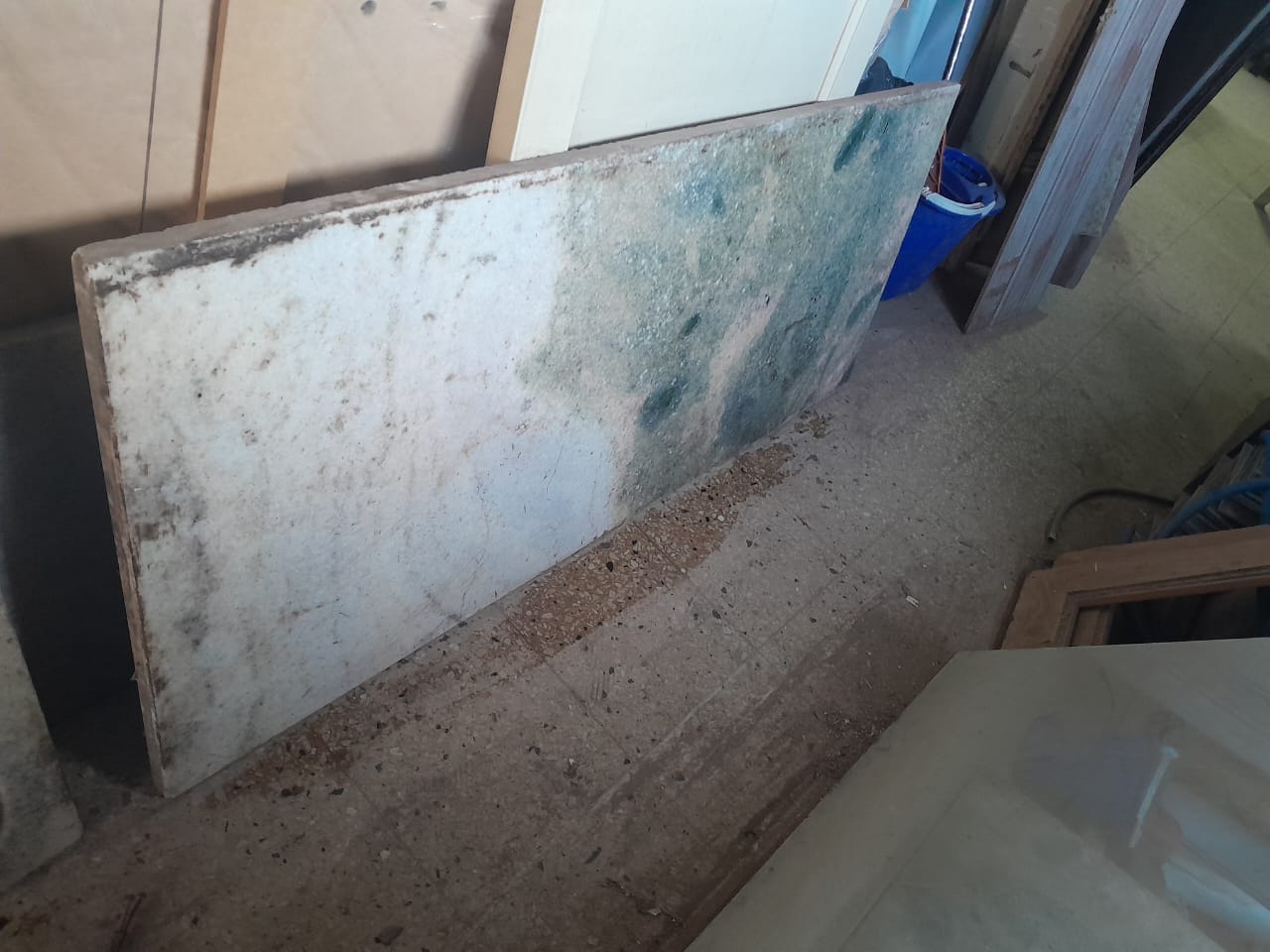 Mesada marmol 160x60 con bacha y  ciega