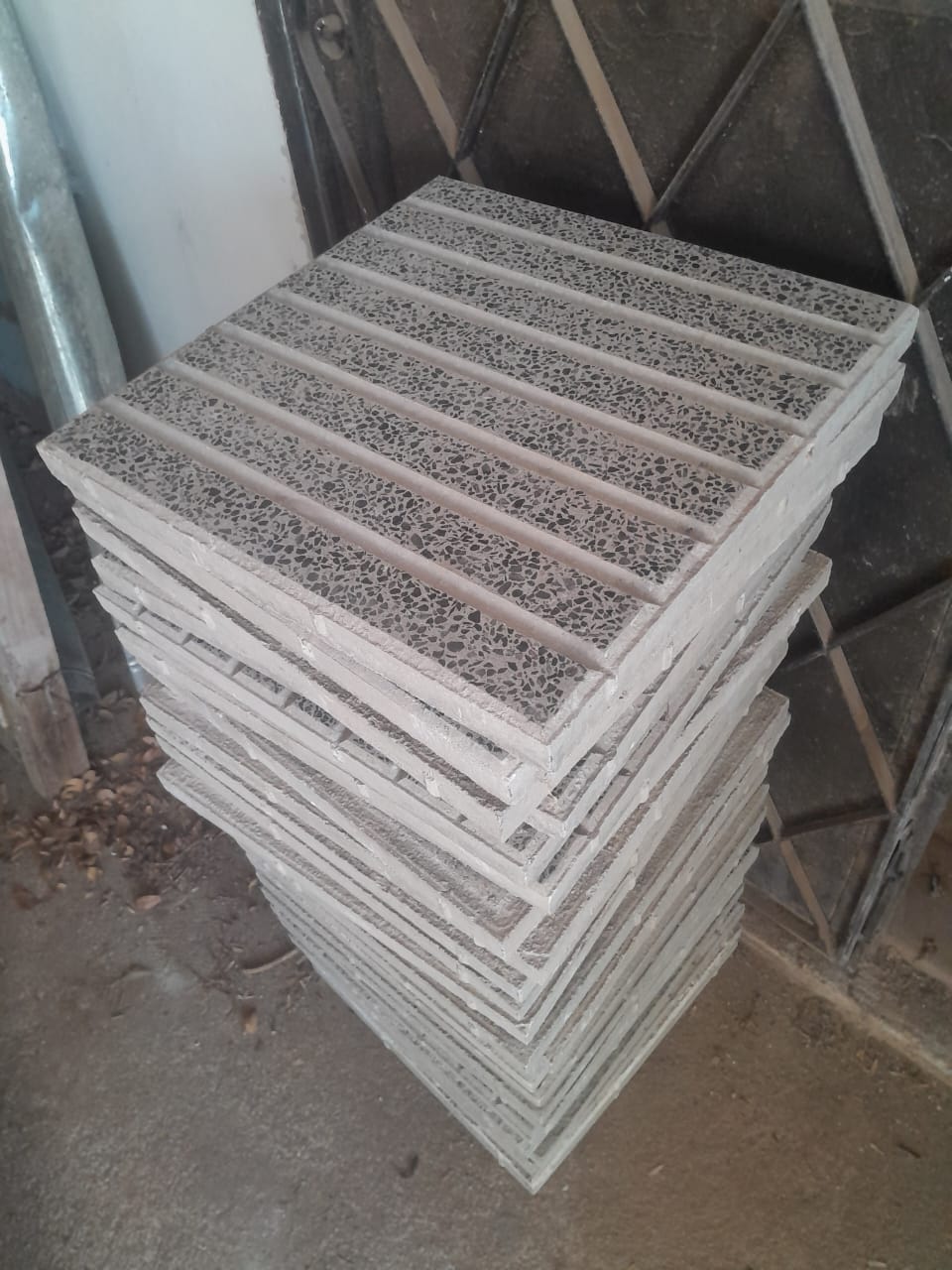 Mesada marmol 160x60 con bacha y  ciega