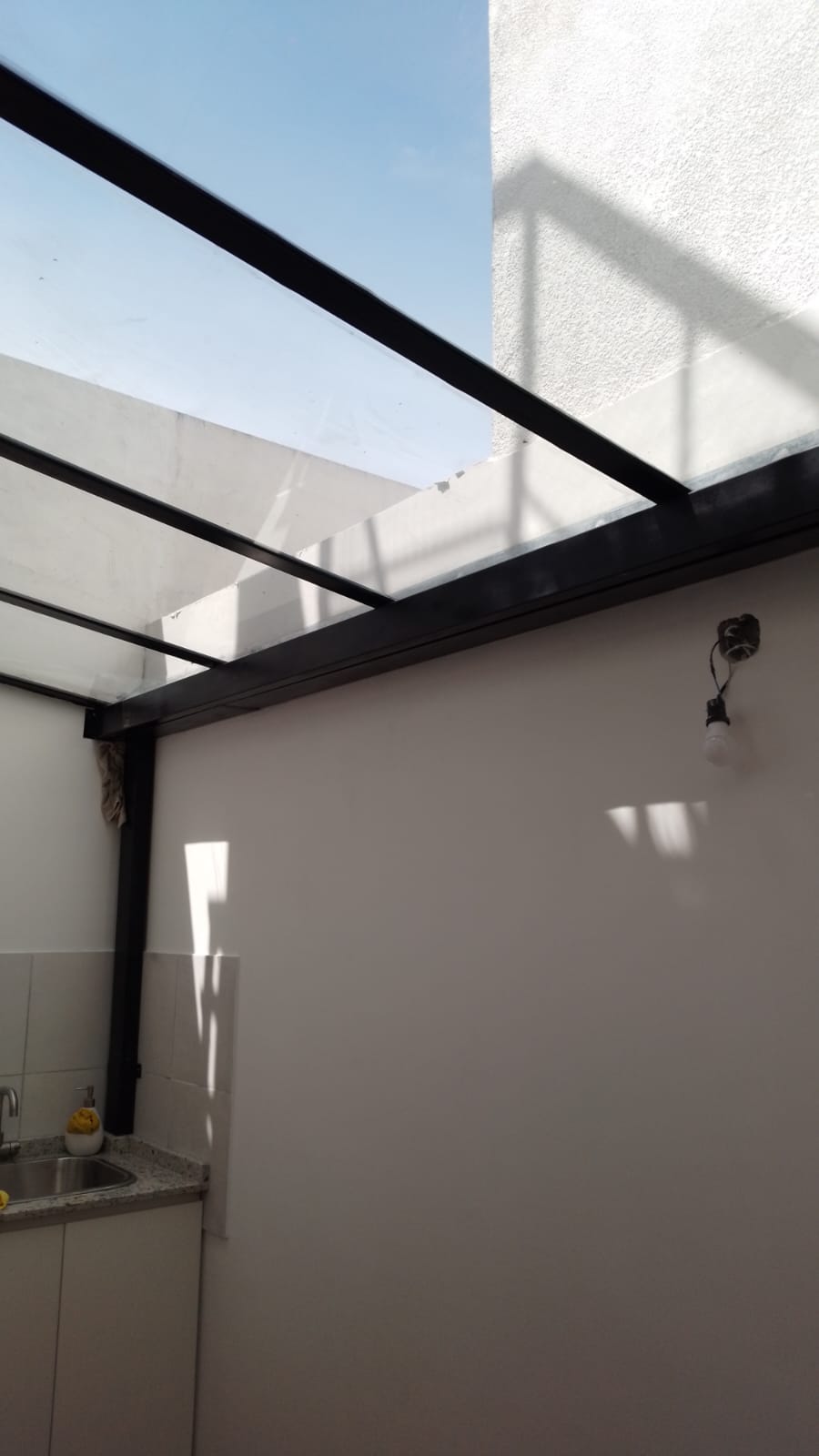 OFERTA VIDRIO LAMINADO 3 + 3 PERFECTO ESTADO VILLA BALLESTER!