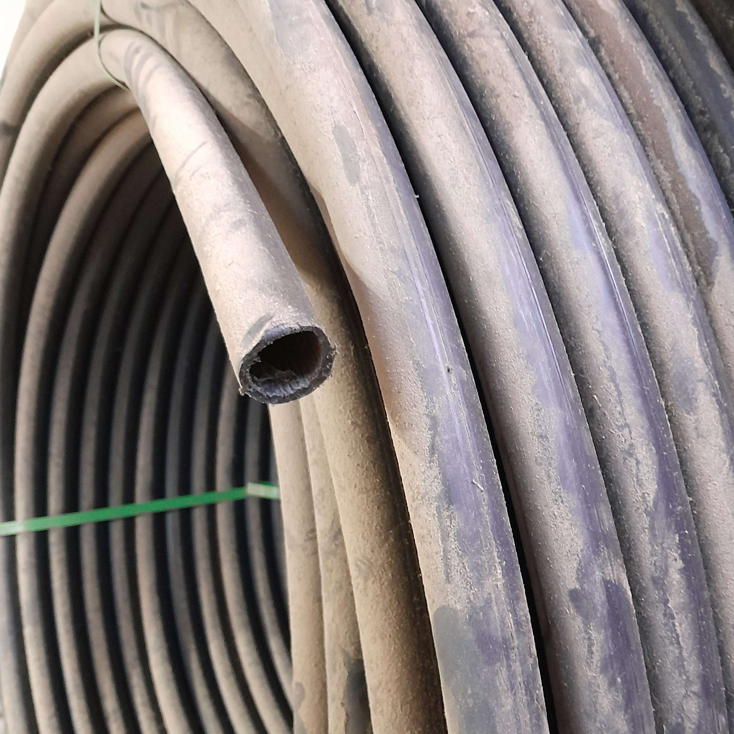 ¡LIQUIDACIÓN DEPÓSITO! Monotubo Pead Tripipe 40x3mm - Metro / Rollo / Lote