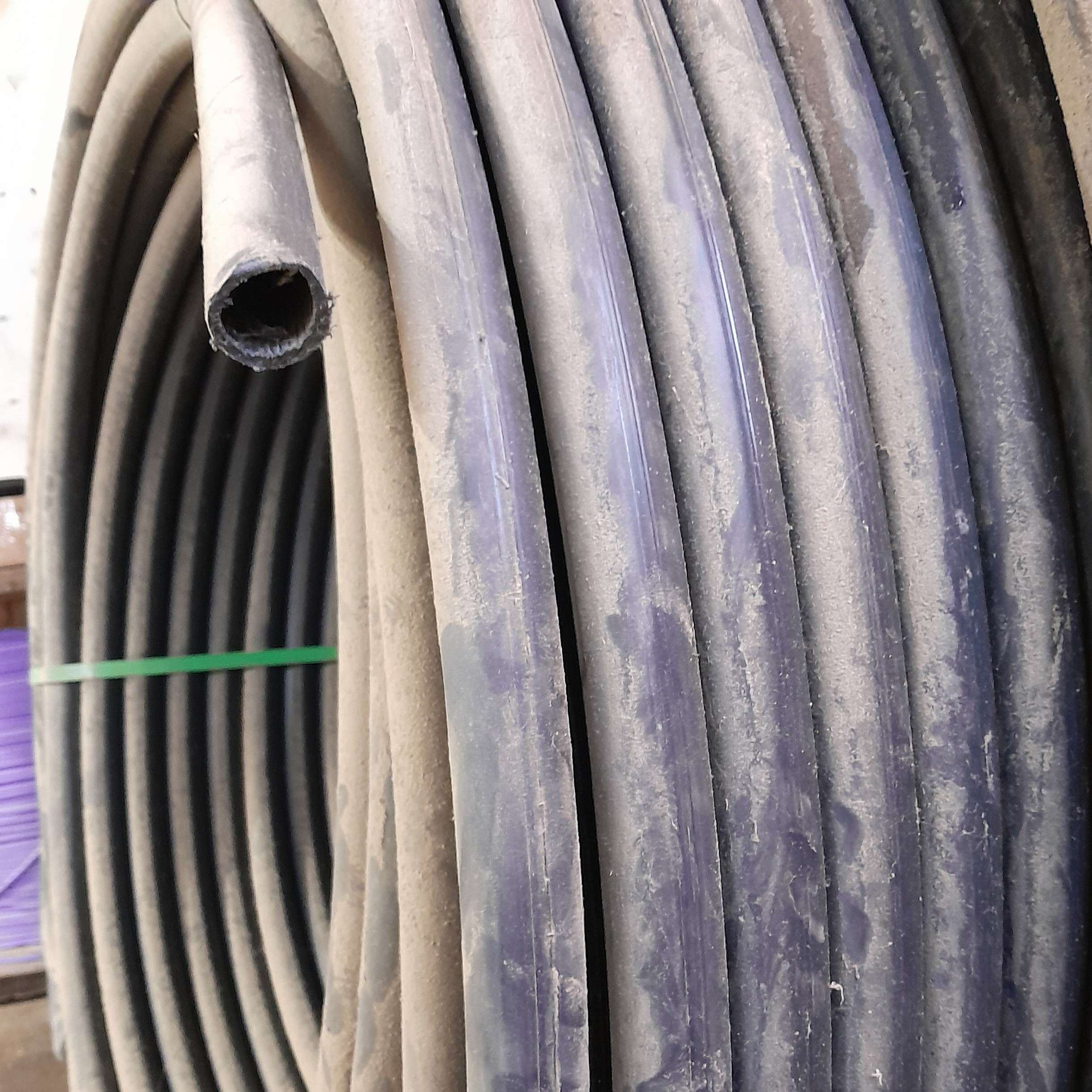 ¡LIQUIDACIÓN DEPÓSITO! Monotubo Pead Tripipe 40x3mm - Metro / Rollo / Lote